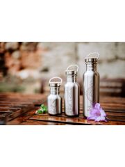 Kivanta 750 ml Edelstahl Trinkflasche LOVE WATER Edition inklusive &quot;Bambus&quot; Edelstahl Deckel matt